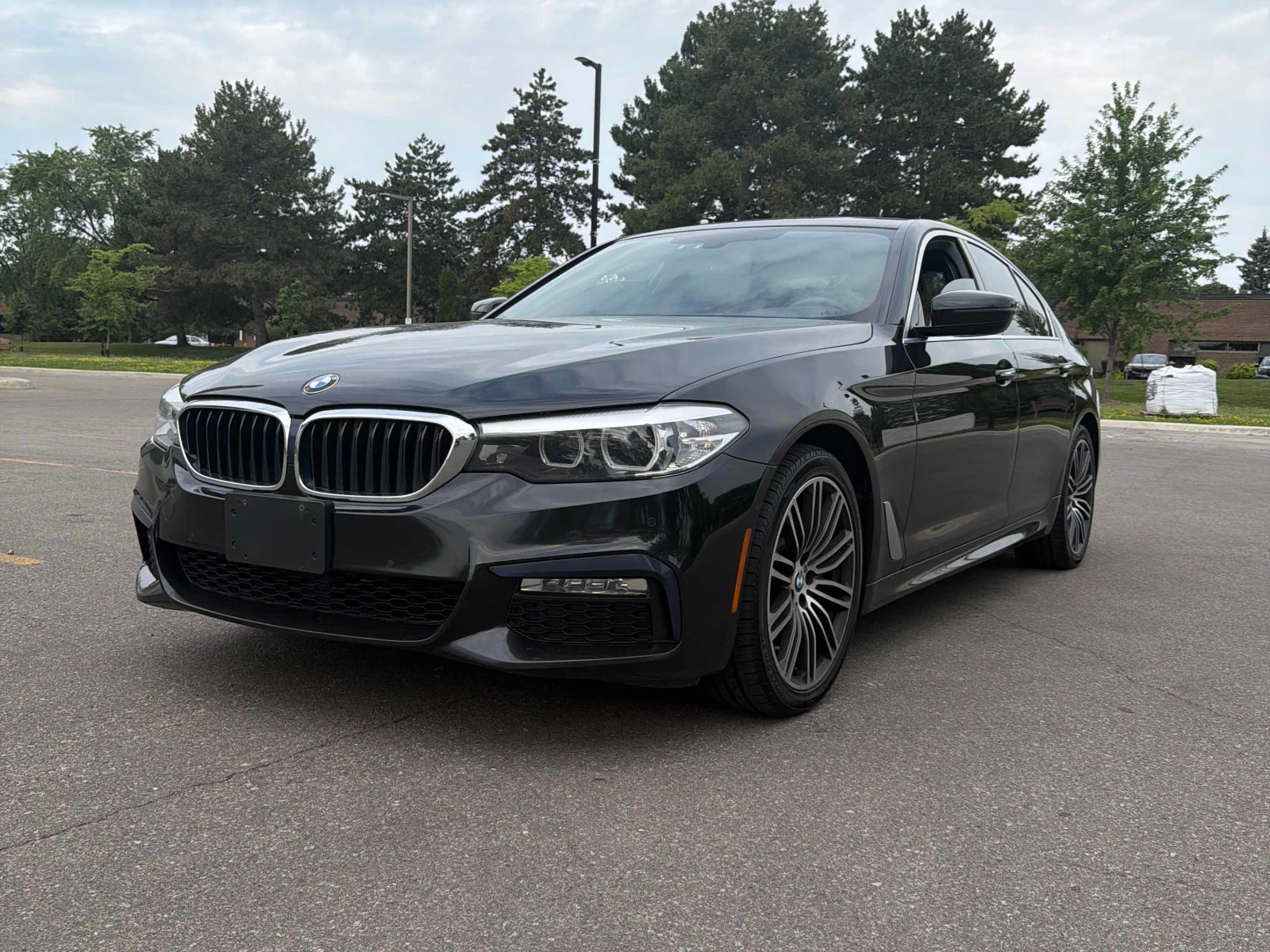 BMW 530 * 530i xDrive * АВТОКРЕДИТ БЕЗ ПЪРВОНАЧАЛНА ВНОСКА