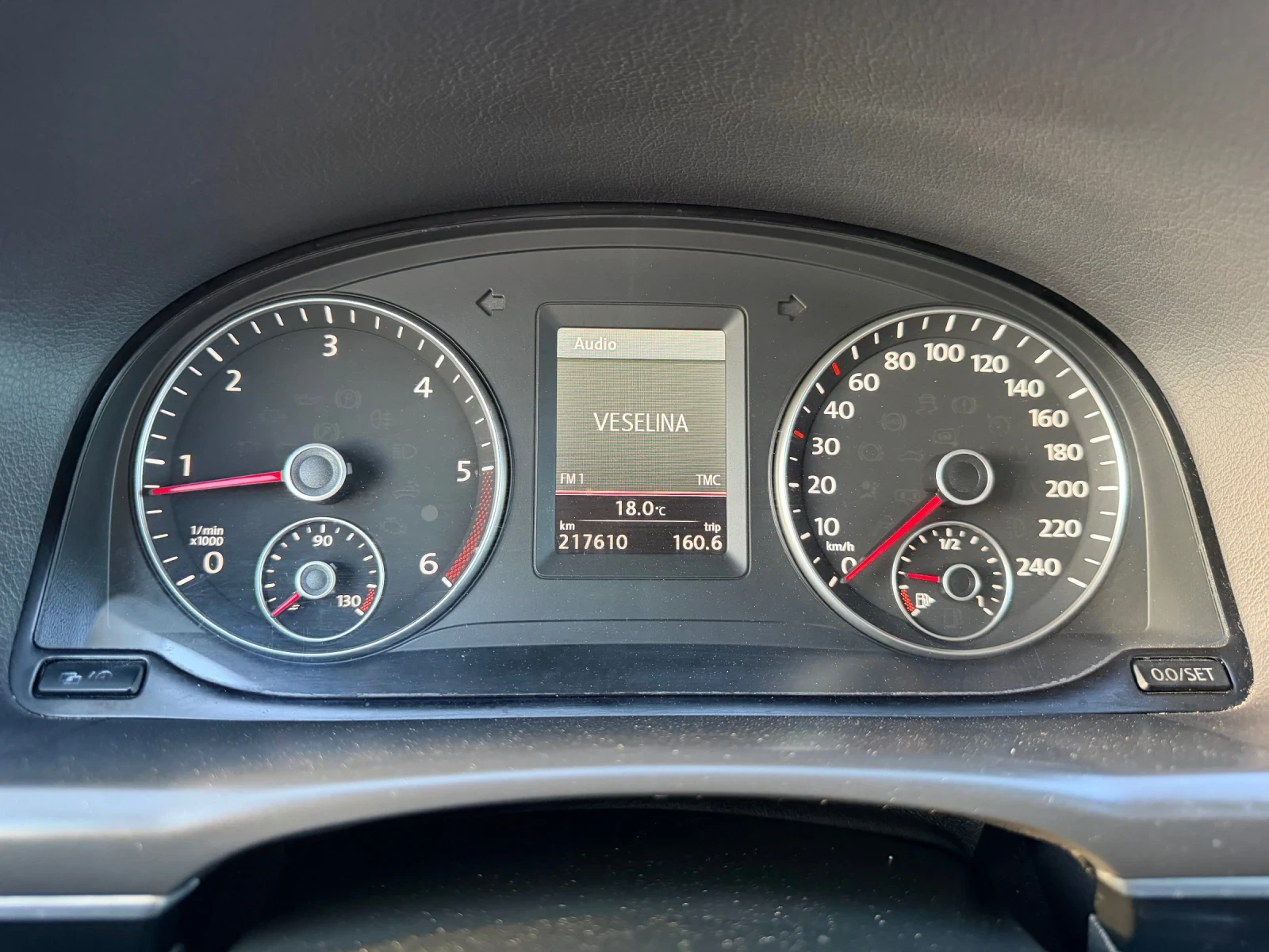 VW Touran 2.0TDI-170PS-HIGLINE-DSG-NAVI, снимка 15 - Автомобили и джипове - 56331477