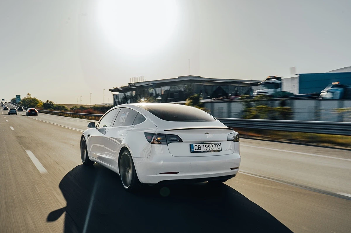 Tesla Model 3 Performance Европейска, снимка 6 - Автомобили и джипове - 56368699