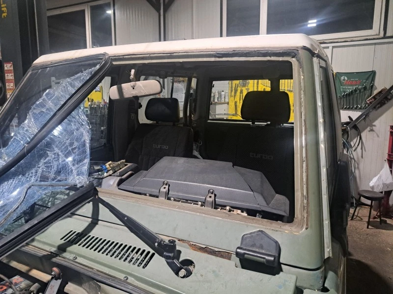 Toyota Land cruiser Lj73, снимка 3 - Автомобили и джипове - 48987349