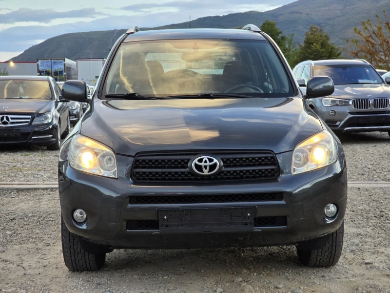 Toyota Rav4 2.2 D4D * 136Hp* 4X4 ЛИЗИНГ, снимка 8 - Автомобили и джипове - 47453232