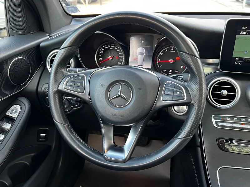 Mercedes-Benz GLC 300 4-MATIC, AMG LINE, KEY-GO, PANORAMA, CAMERA!!!, снимка 11 - Автомобили и джипове - 48154097