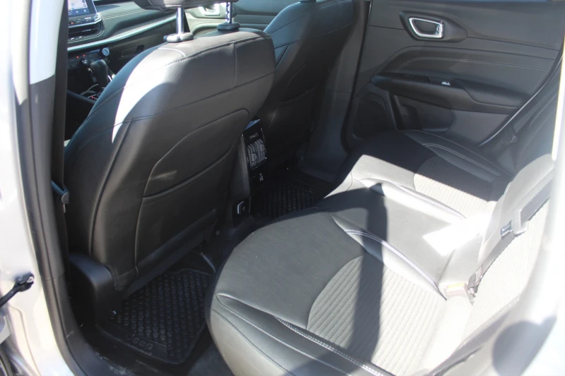 Jeep Compass 1.5 е-Hybrid 48V 136hp 7-DCT/2212687, снимка 6 - Автомобили и джипове - 49451745