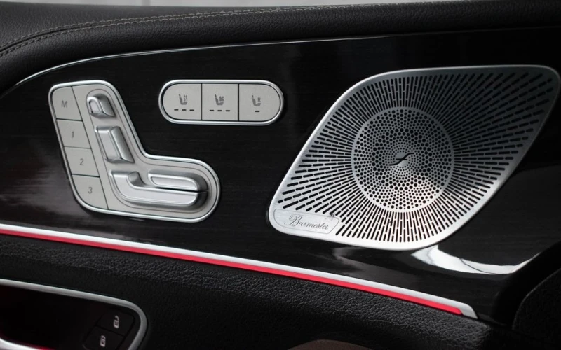 Mercedes-Benz GLS 400 d 4Matic AMG-Line, снимка 10 - Автомобили и джипове - 52628666