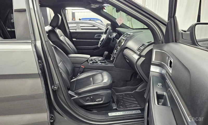 Ford Explorer, снимка 11 - Автомобили и джипове - 52719067