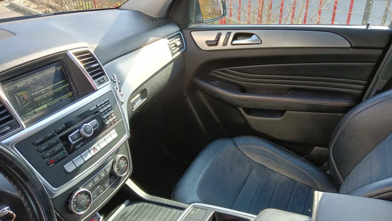 Mercedes-Benz ML 250, снимка 10 - Автомобили и джипове - 53112331