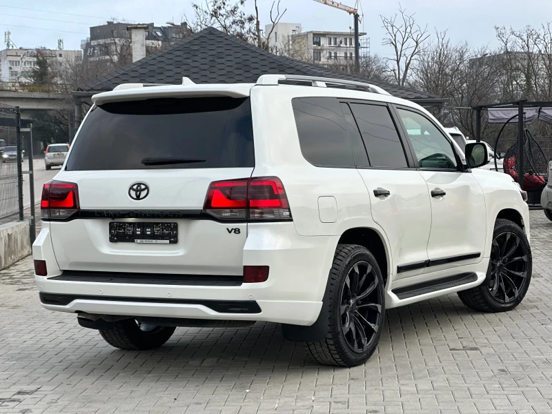 Toyota Land cruiser 200 Executive, снимка 8 - Автомобили и джипове - 53473776