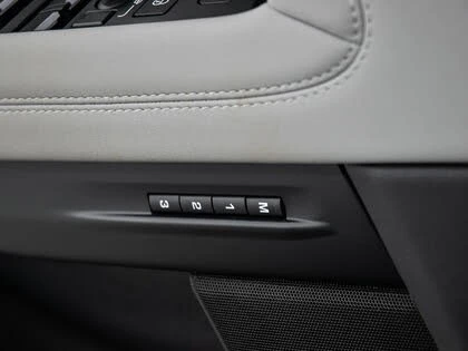 Land Rover Range Rover Evoque АвтоКредит (ЦЕНА ДО БГ), снимка 15 - Автомобили и джипове - 53987516