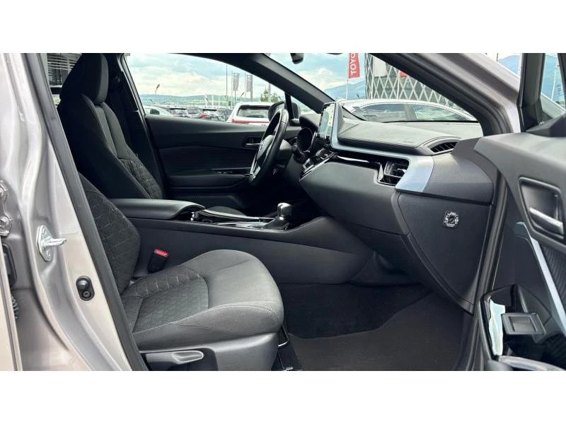 Toyota C-HR 1.8 HSD 2WD CULT, снимка 6 - Автомобили и джипове - 55183087