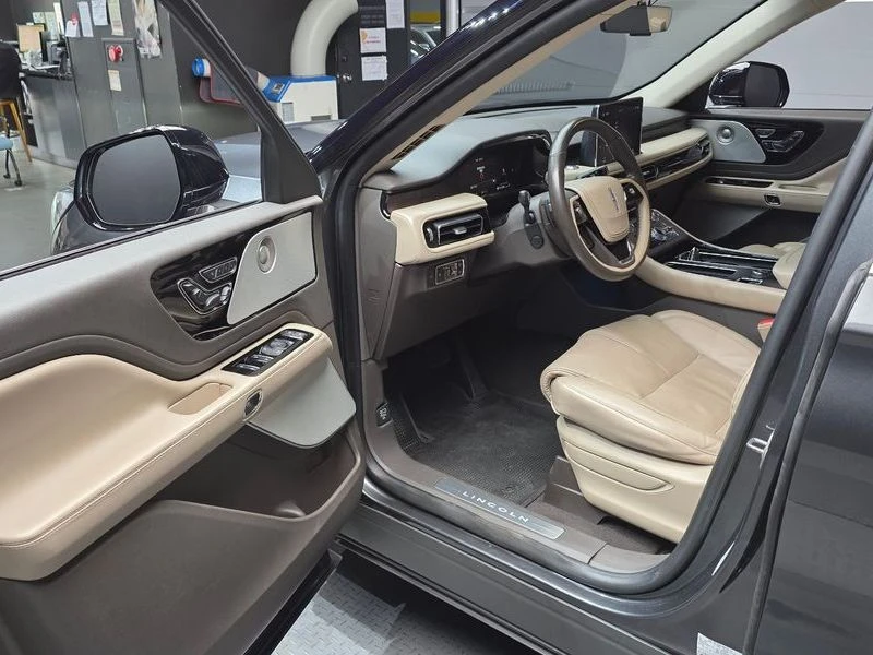Lincoln Aviator 3.0 C Automatic, снимка 10 - Автомобили и джипове - 55787209