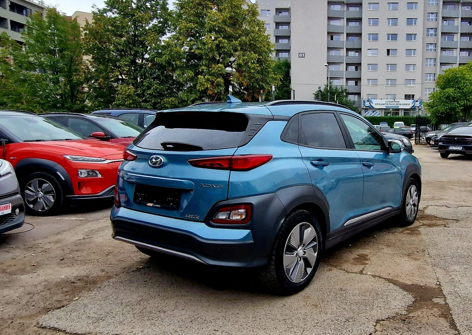 Hyundai Kona 64KW/Premium/SOH96%/Шибидах - изображение 3