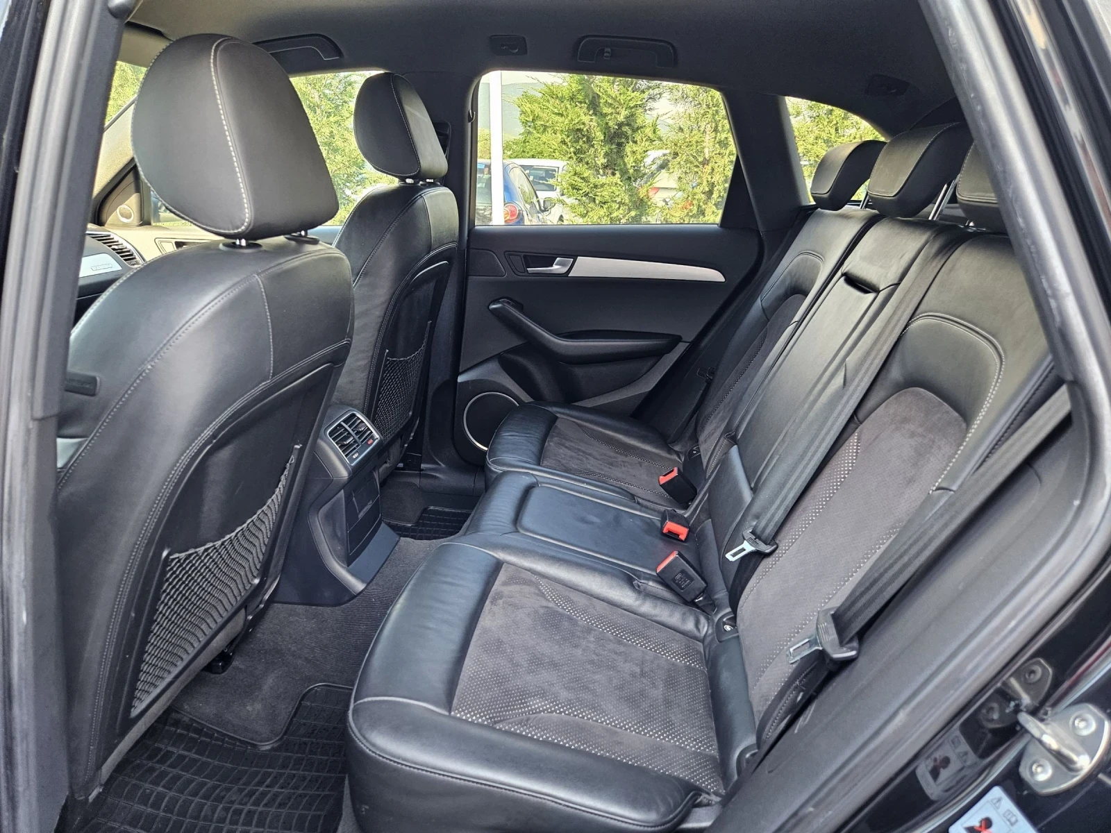 Audi Q5 3.0TDI-239кс= АВТОМАТ= S-LINE= B&O= 4X4 - изображение 9