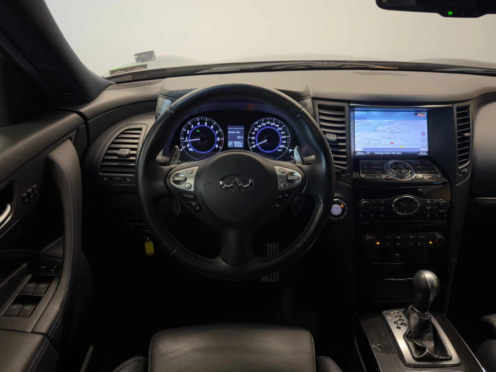 Infiniti QX70 PREMIUM AWD - изображение 10