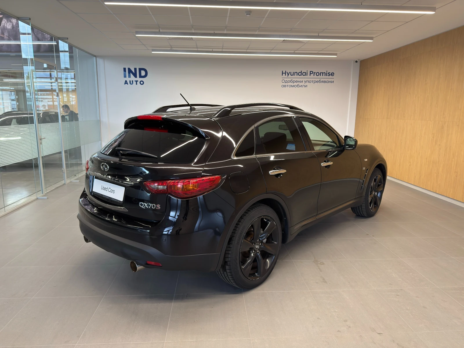 Infiniti QX70 PREMIUM AWD - изображение 5