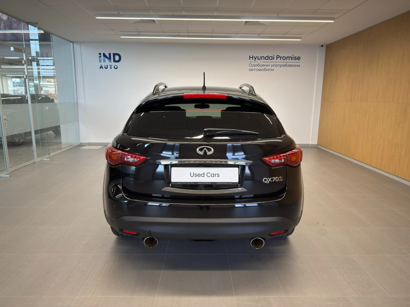 Infiniti QX70 PREMIUM AWD - изображение 4