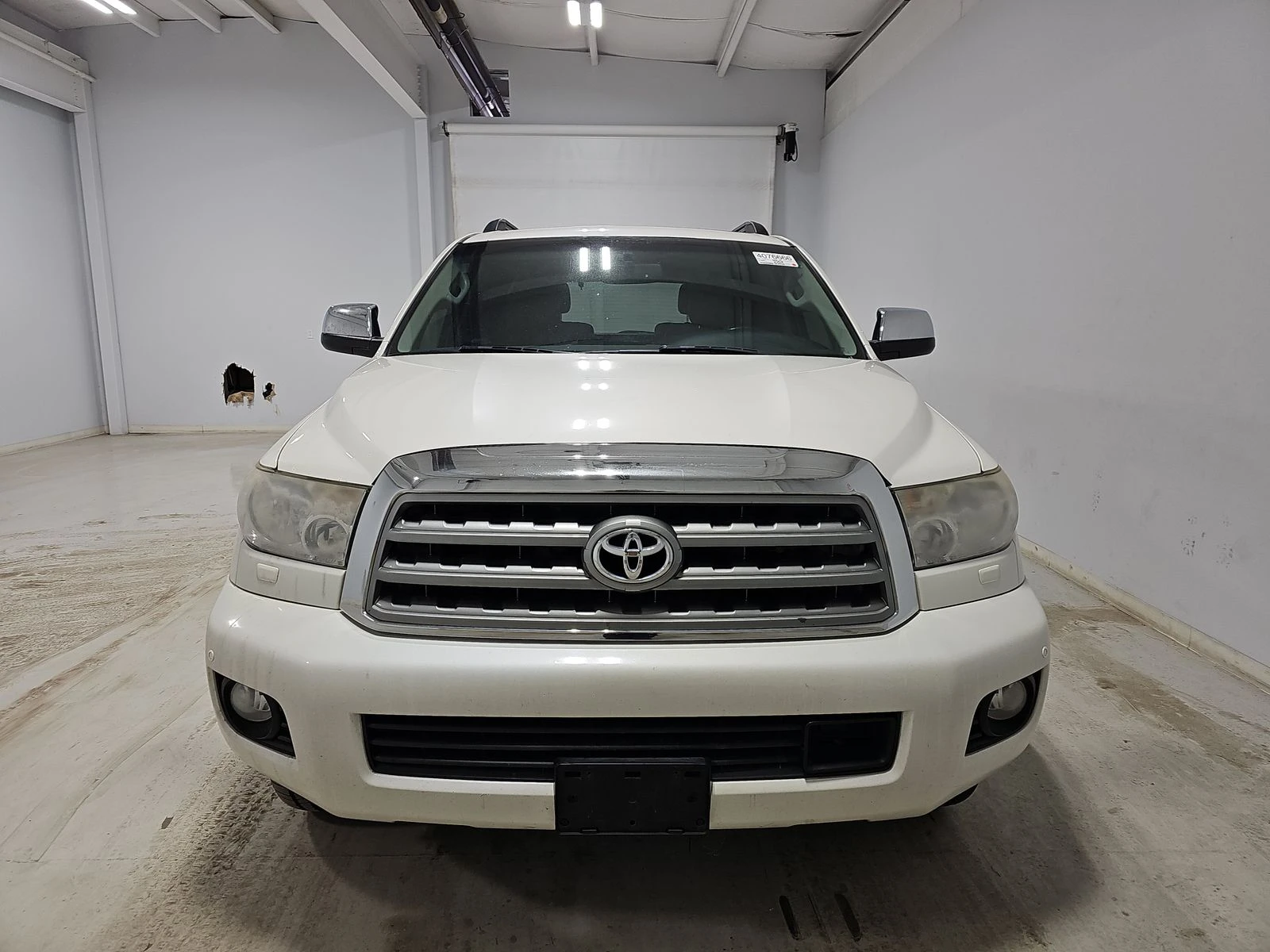 Toyota Sequoia PLATINUM* 5.7* V8* ПОДГРЕВ* КАМЕРА* КЕЙЛЕС, снимка 5 - Автомобили и джипове - 53780854