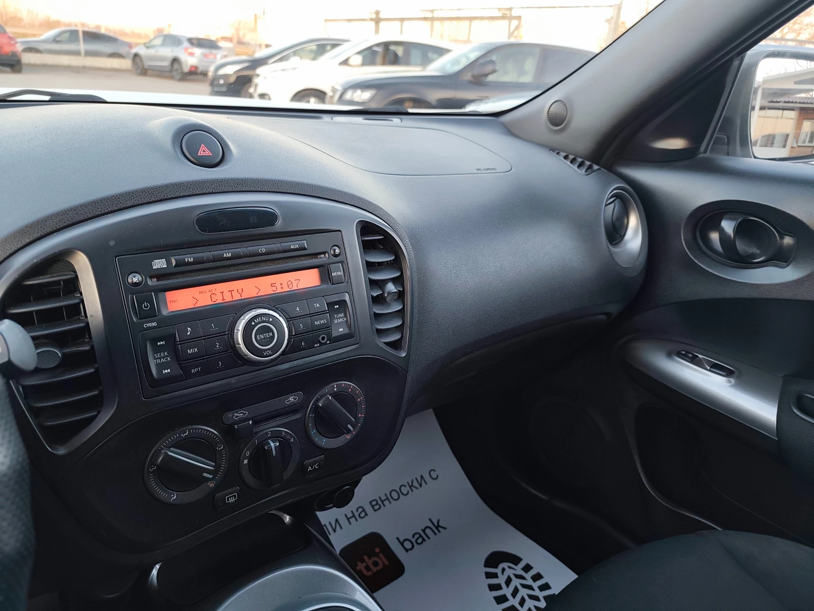 Nissan Juke 1.6i ГАЗ КЛИМА, снимка 13 - Автомобили и джипове - 53804211