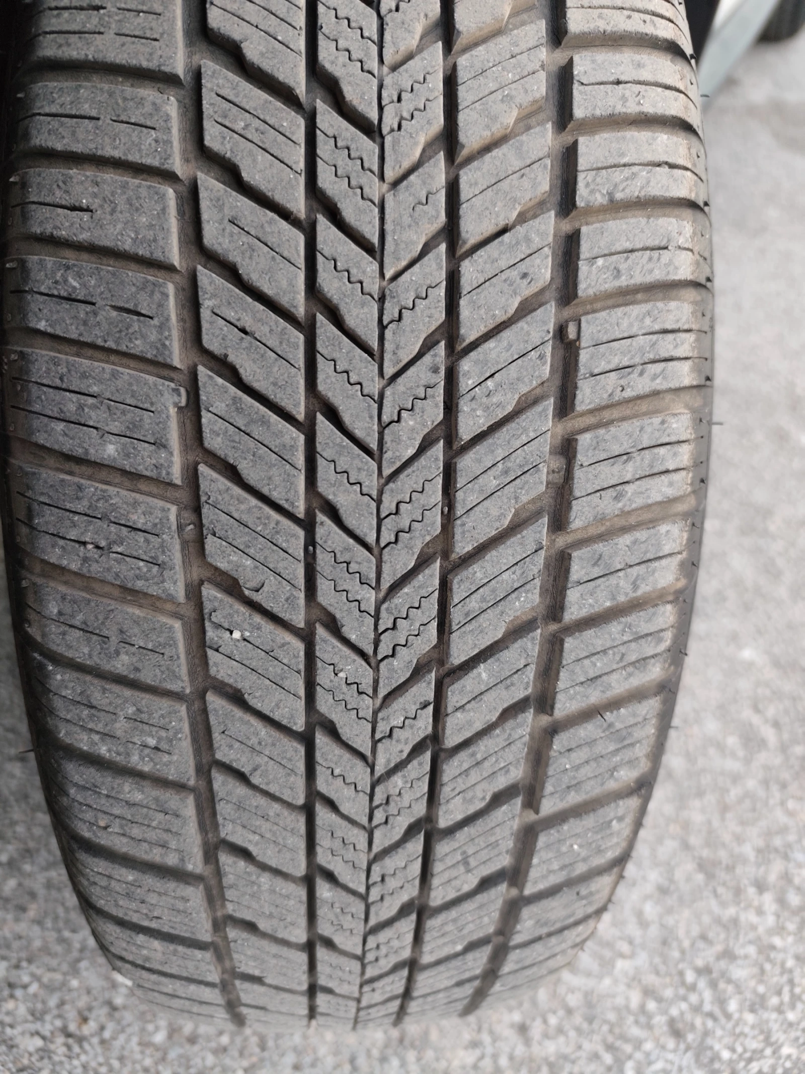 Nissan Juke 1.6i ГАЗ КЛИМА, снимка 15 - Автомобили и джипове - 53804211