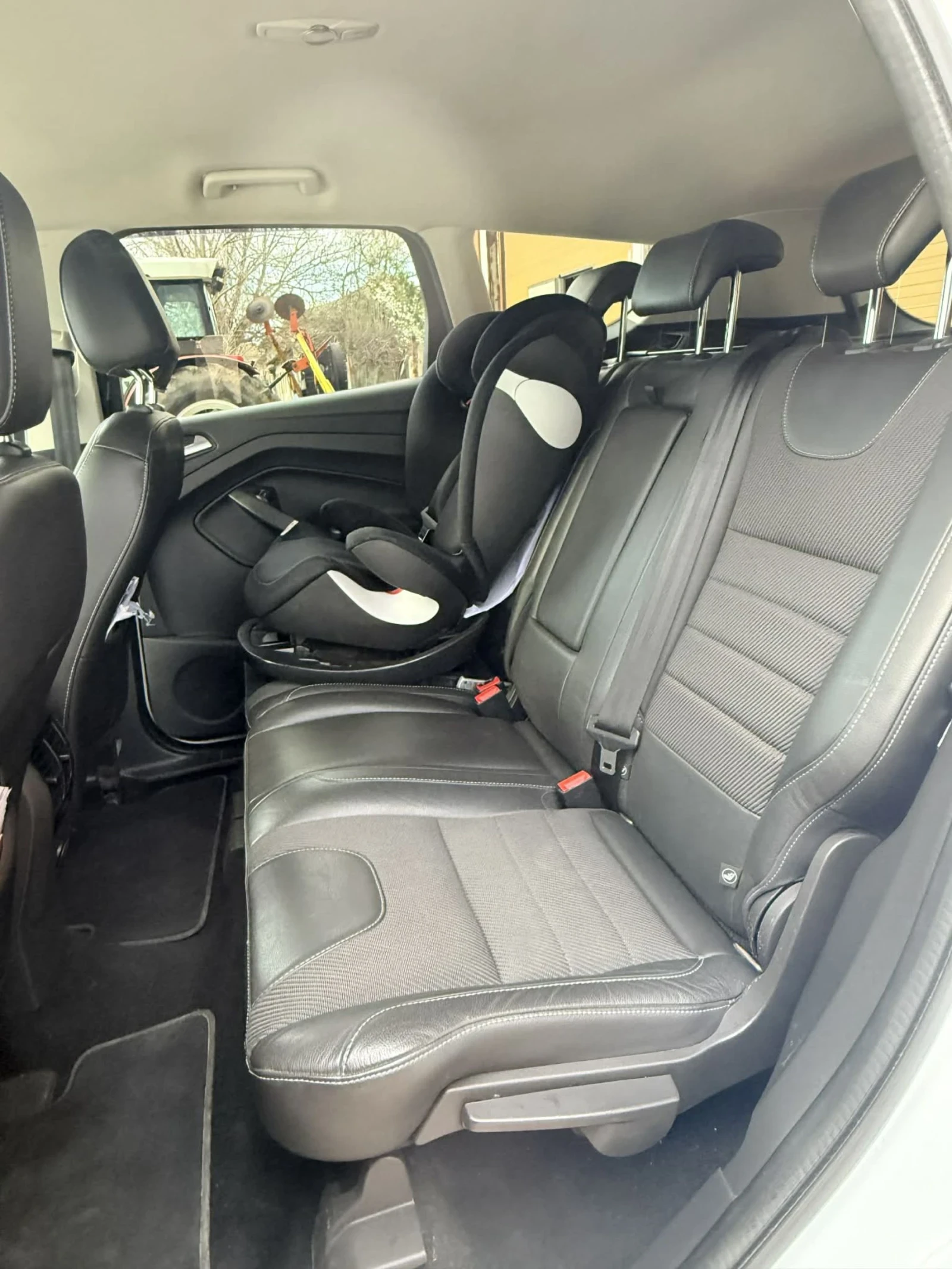 Ford Kuga, снимка 5 - Автомобили и джипове - 54085168