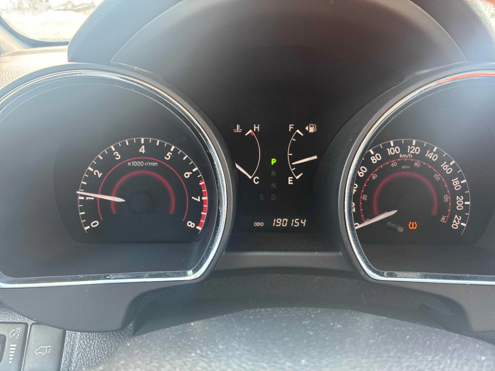 Toyota Highlander LIMITED * КАМЕРА * ШИБИДАХ * CARFAX * , снимка 9 - Автомобили и джипове - 54141541