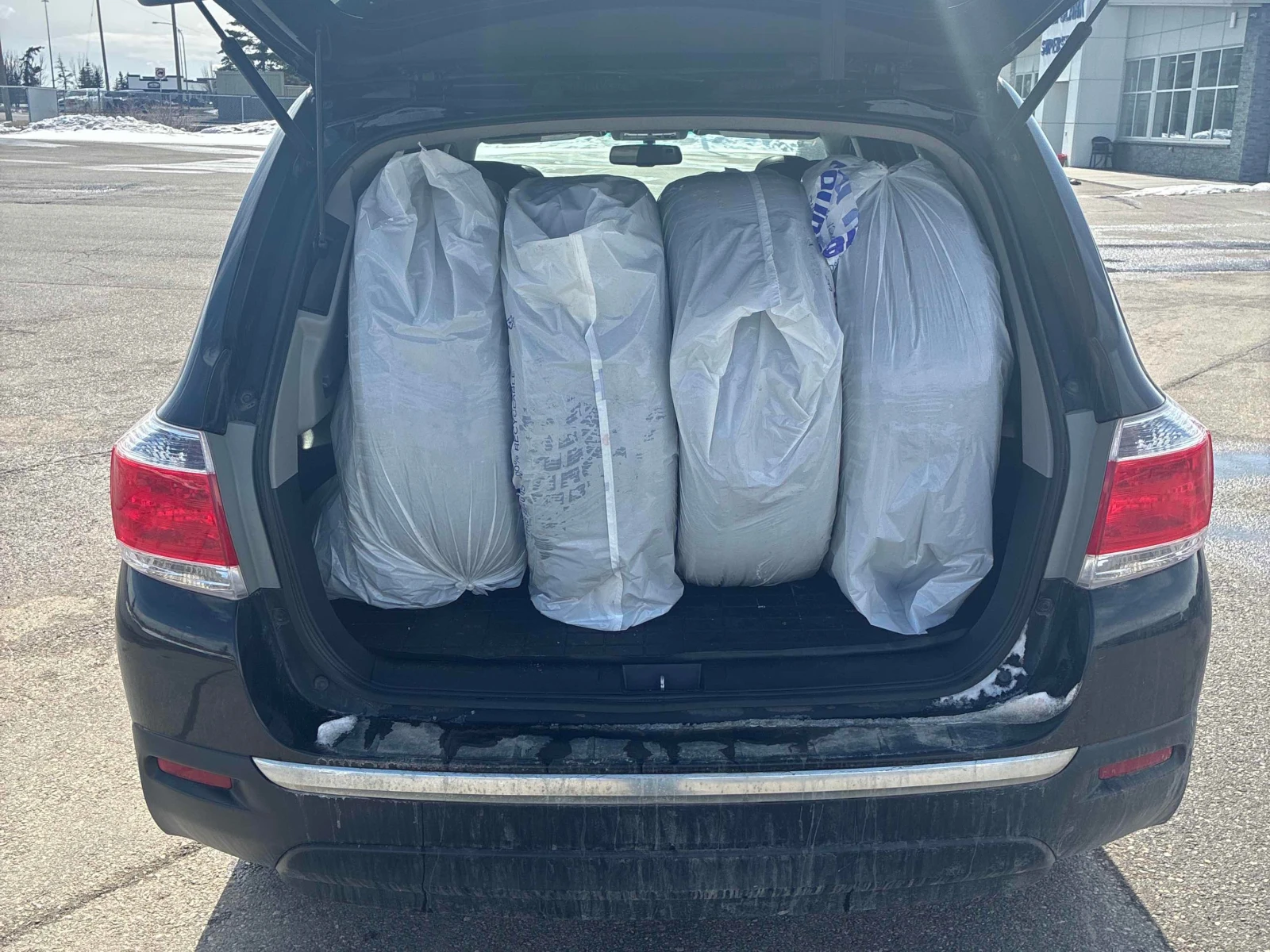 Toyota Highlander LIMITED * КАМЕРА * ШИБИДАХ * CARFAX * , снимка 15 - Автомобили и джипове - 54141541