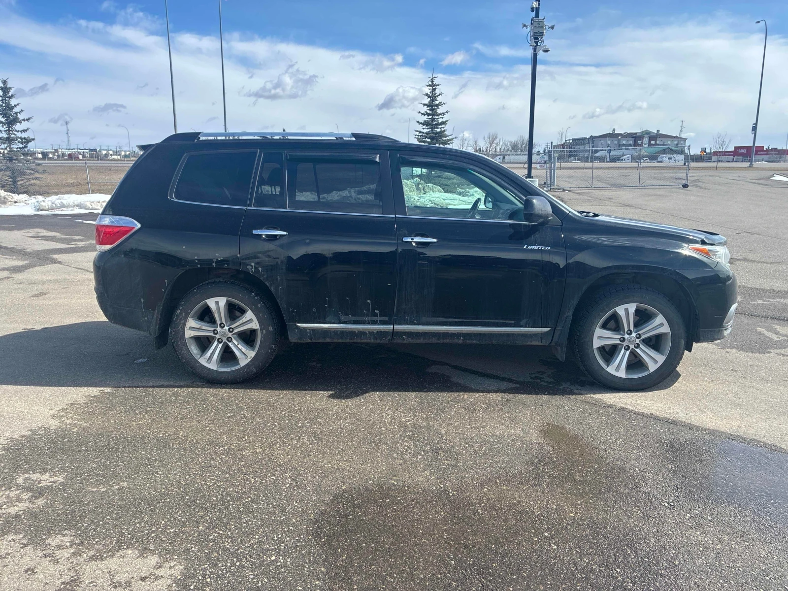 Toyota Highlander LIMITED * КАМЕРА * ШИБИДАХ * CARFAX * , снимка 4 - Автомобили и джипове - 54141541