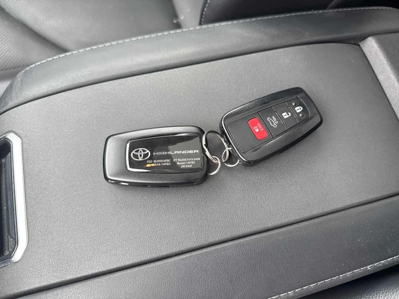 Toyota Highlander * LIMITED * 2 �����* �������* PANO* KEYLESS*  | Mobile.bg � ����������� 12