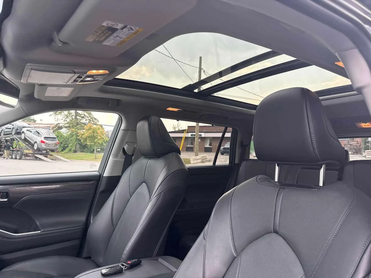 Toyota Highlander * LIMITED * 2 �����* �������* PANO* KEYLESS*  | Mobile.bg � ����������� 11