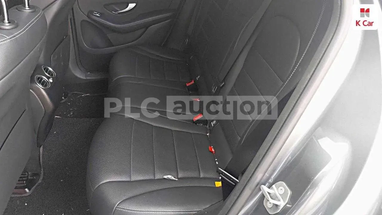 Mercedes-Benz GLC 300 d| 4MATIC| ПАМЕТ| ПОДГРЕВ| ВКЛ.ТЕХНОТЕСТ, снимка 13 - Автомобили и джипове - 54621239
