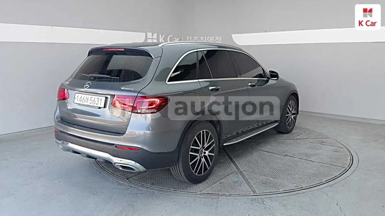 Mercedes-Benz GLC 300 d| 4MATIC| ПАМЕТ| ПОДГРЕВ| ВКЛ.ТЕХНОТЕСТ, снимка 3 - Автомобили и джипове - 54621239