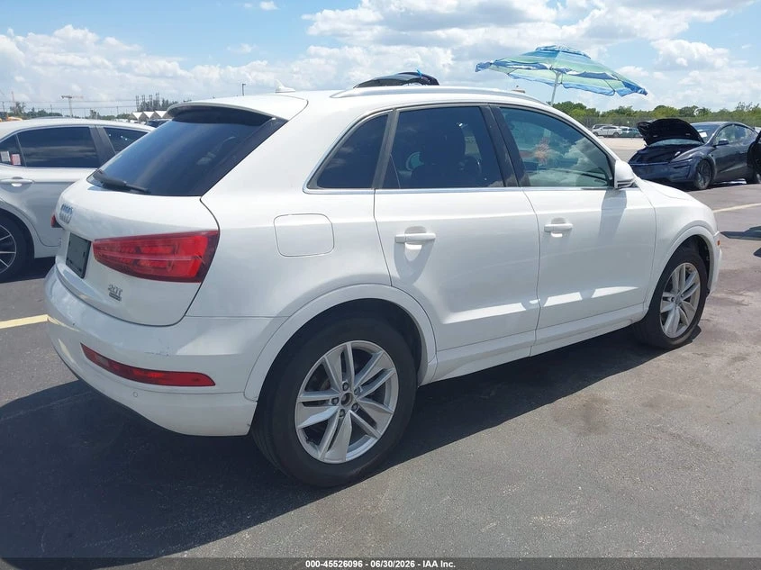 Audi Q3 2.0l 2.0T Premium, снимка 4 - Автомобили и джипове - 55568962
