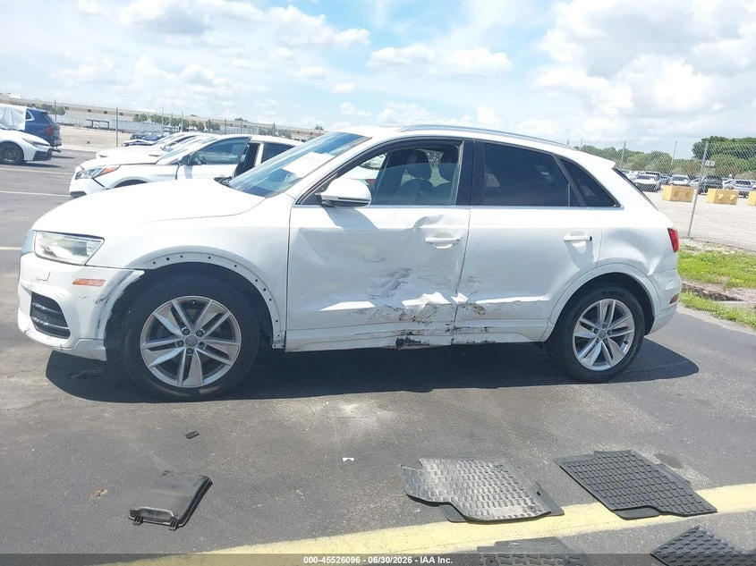 Audi Q3 2.0l 2.0T Premium, снимка 6 - Автомобили и джипове - 55568962