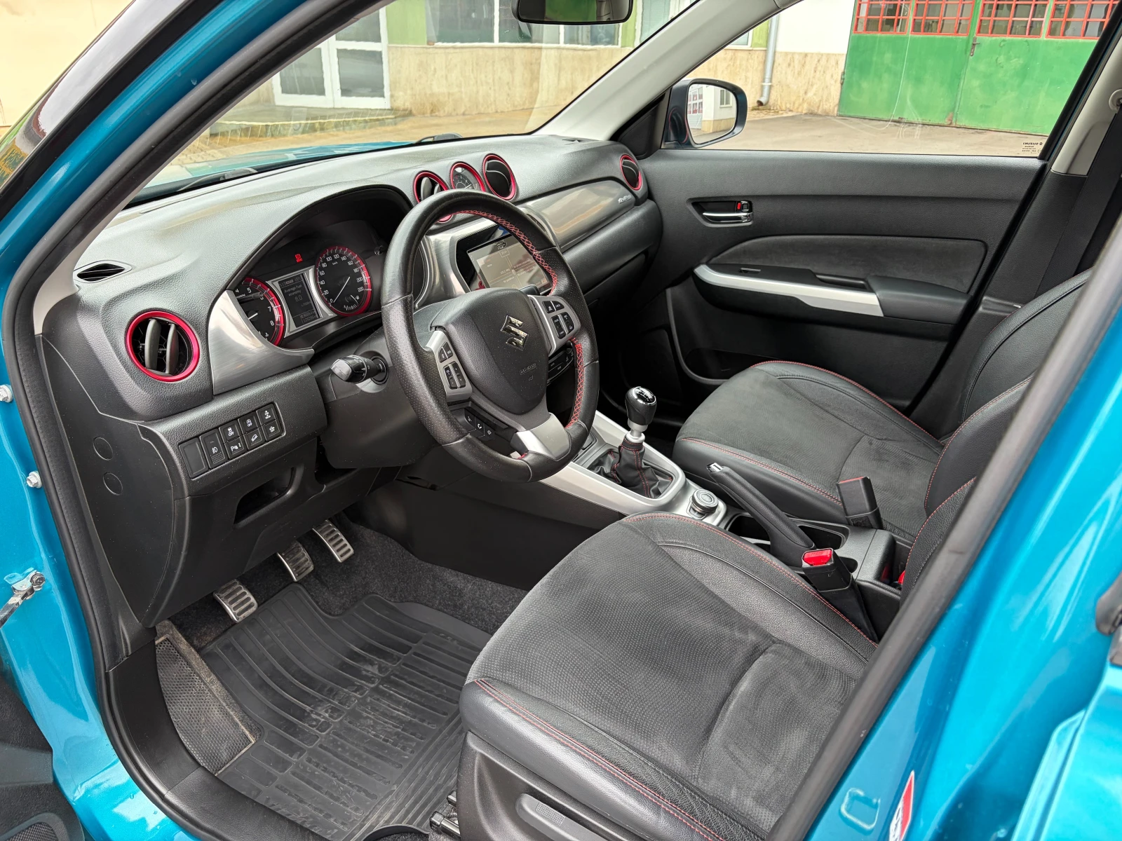 Suzuki Vitara 1.4 Boosterjet 4X4 ALLGRIP, снимка 10 - Автомобили и джипове - 56234535