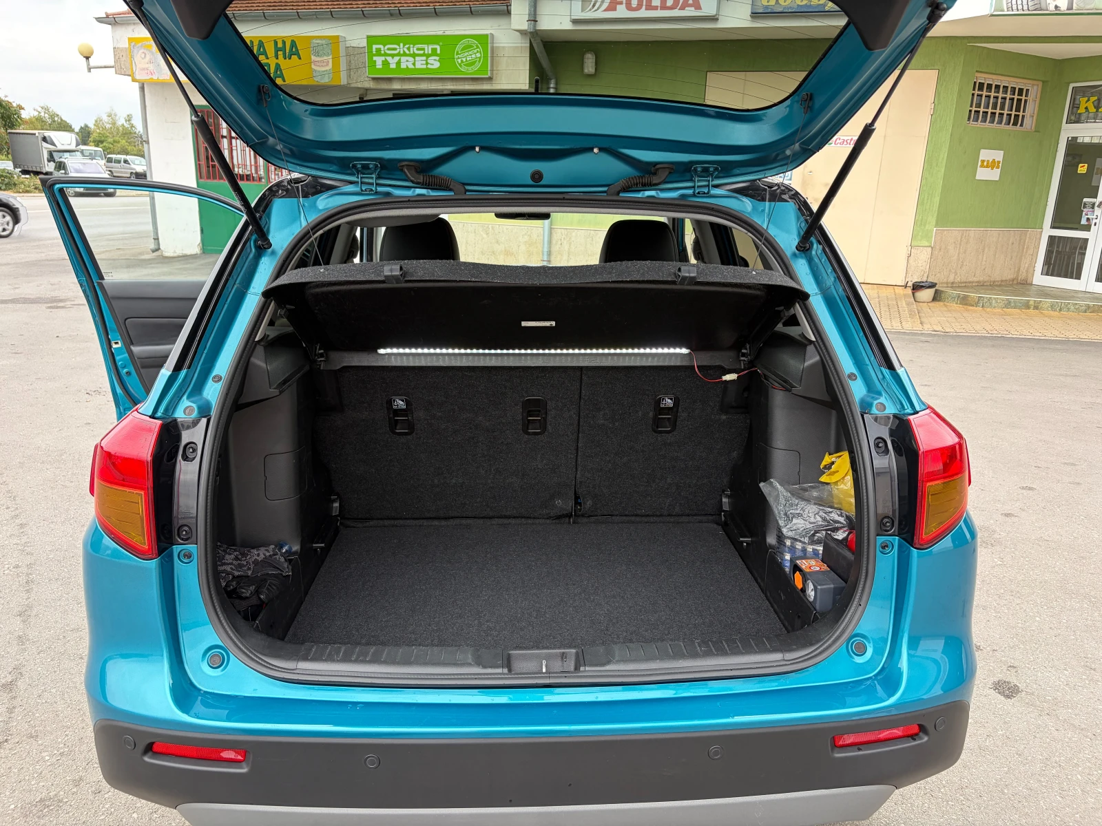 Suzuki Vitara 1.4 Boosterjet 4X4 ALLGRIP, снимка 14 - Автомобили и джипове - 56234535
