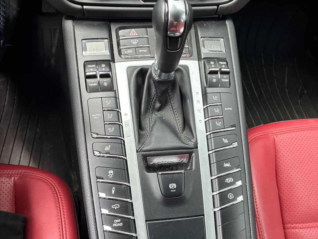 Porsche Macan GTS / 360 / Matrix / Carbon / ����������  | Mobile.bg � ����������� 14