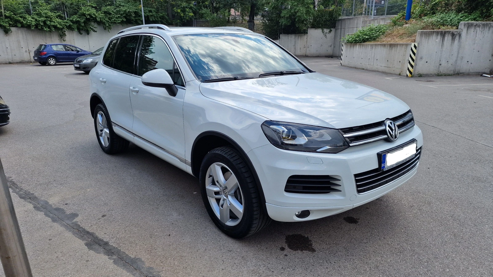 VW Touareg, снимка 4 - Автомобили и джипове - 56576859