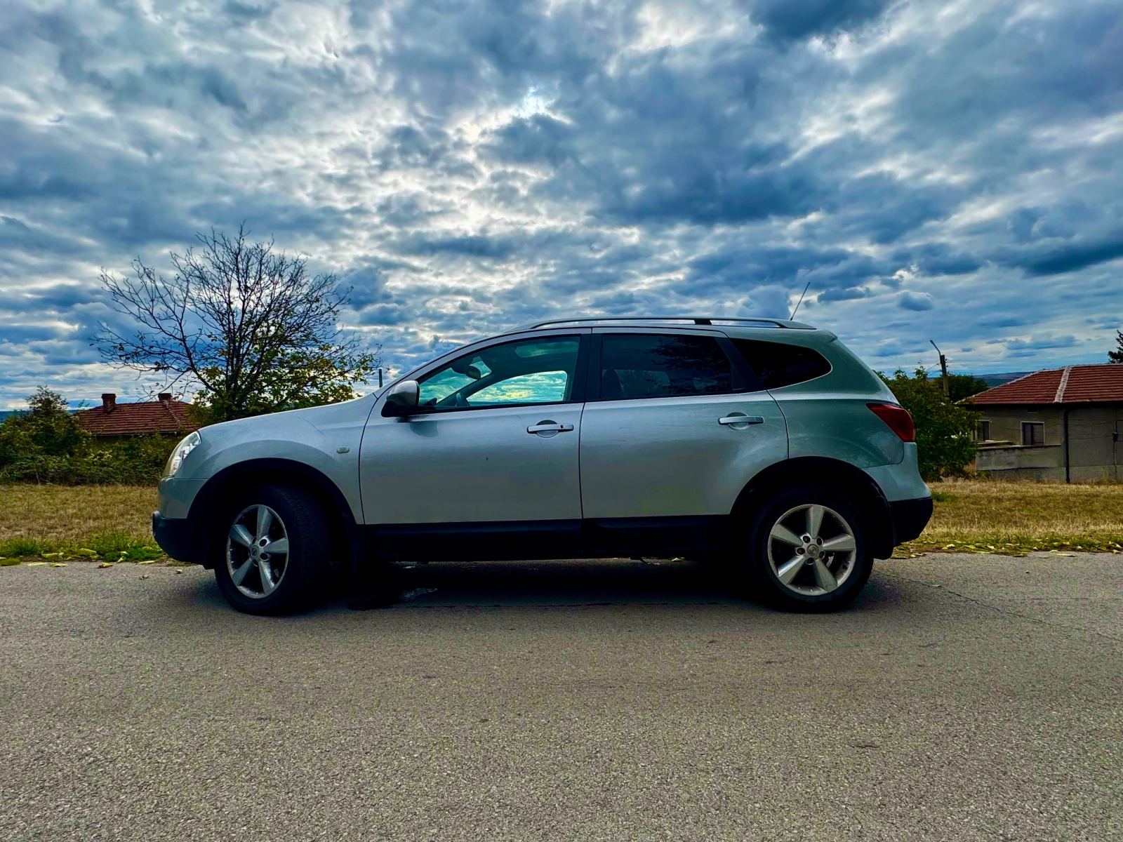 Nissan Qashqai + 2, снимка 4 - Автомобили и джипове - 56661843