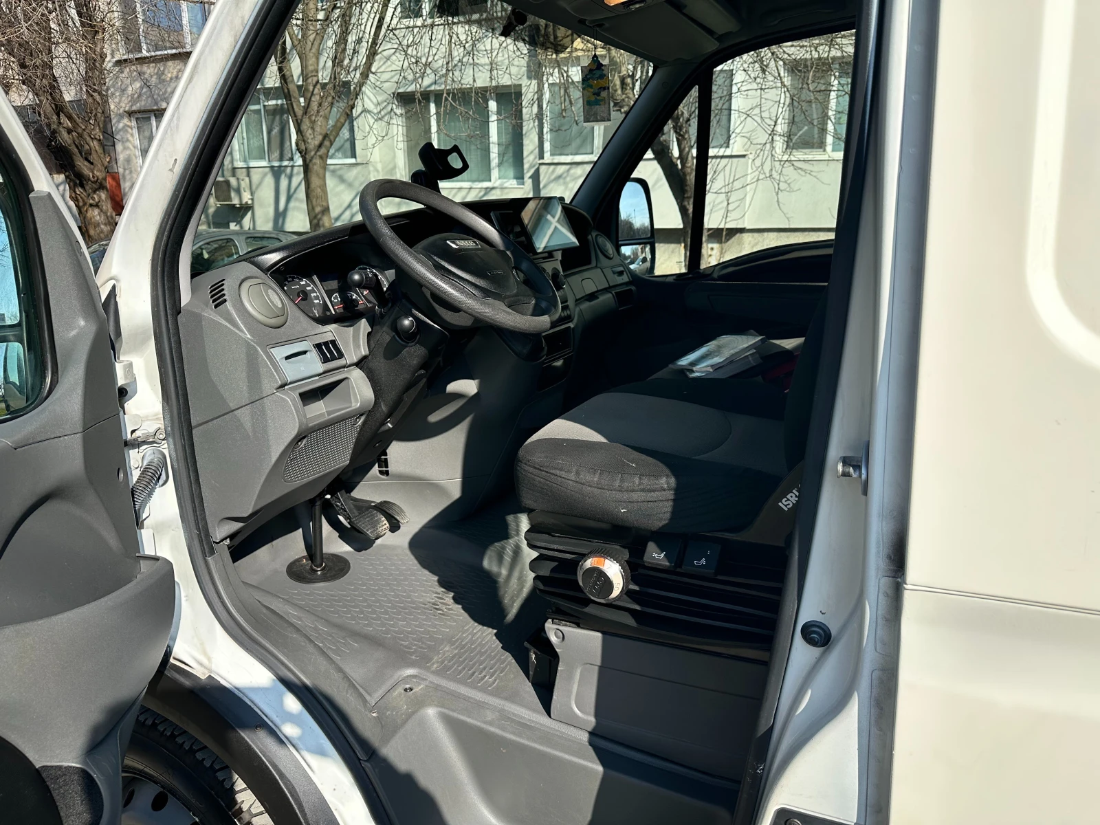 Iveco 35s15 2.3  - изображение 10