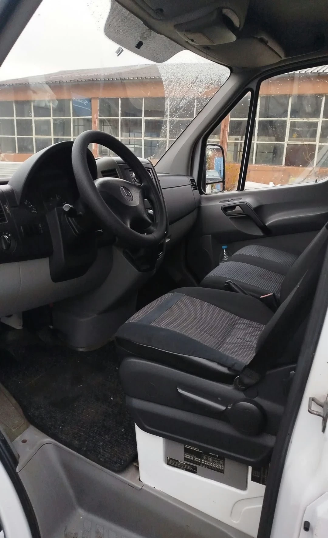 Mercedes-Benz Sprinter 311, снимка 11 - Бусове и автобуси - 56681533