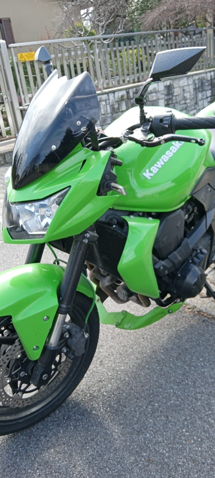 Kawasaki Z 750, снимка 4 - Мотоциклети и мототехника - 46406527