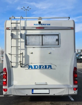 Кемпер Adria Adriatik Coral A660SP* 2-КЛИМАТИКА* 2-ПЕЧКИ, снимка 5