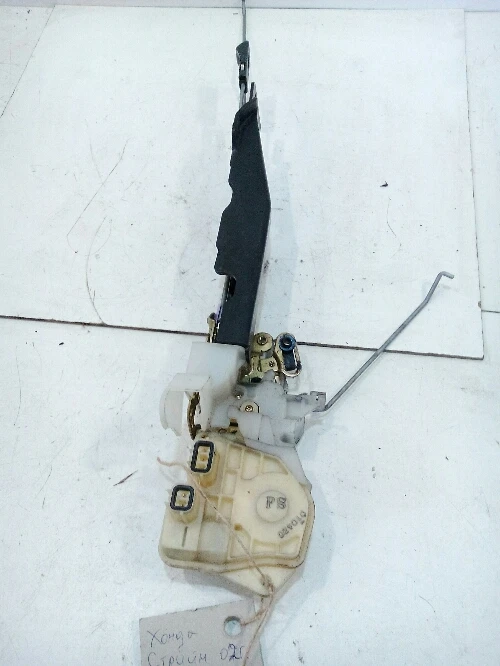 Брава врата предна лява Хонда Стрийм