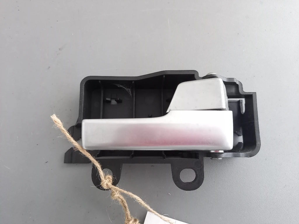 Дръжка врата предна дясна вътрешна Форд Фокус (6)