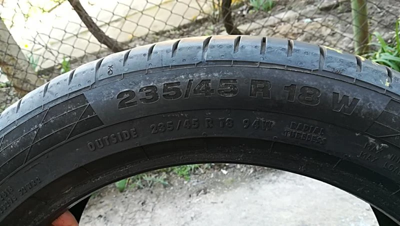 Гуми Летни 235/45R18, снимка 8 - Гуми и джанти - 24773484