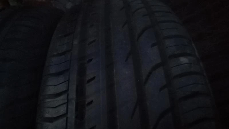 Гуми Летни 215/55R17, снимка 4 - Гуми и джанти - 24780452