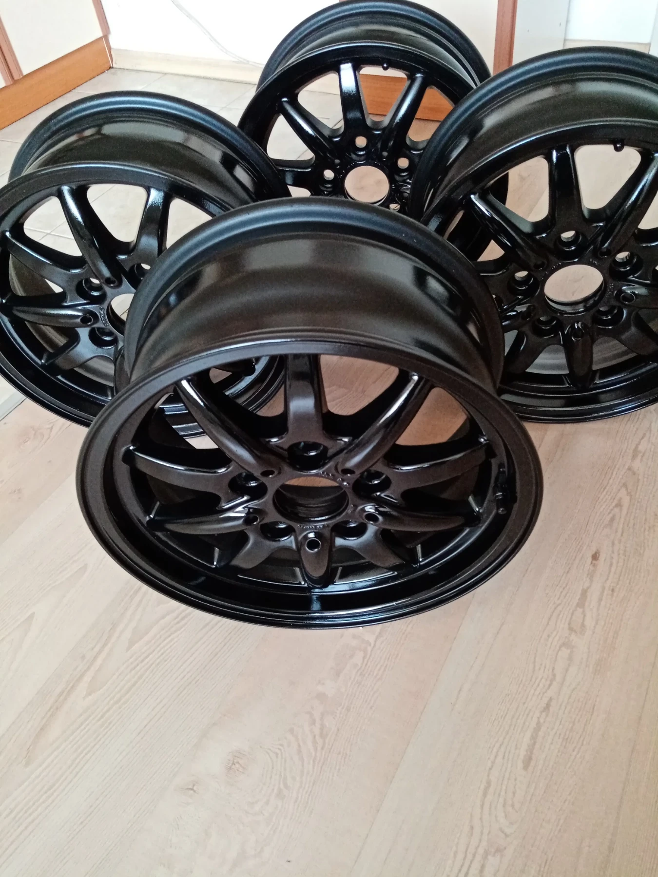 Джанти за BMW 114, снимка 2 - Гуми и джанти - 53727576