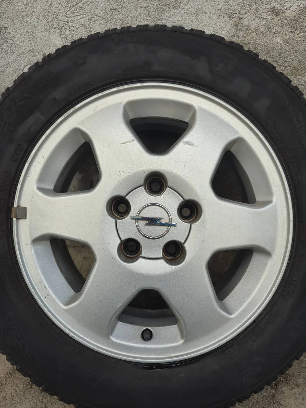 ���� � ������ 195/65R15 �� Opel | Mobile.bg � ����������� 5