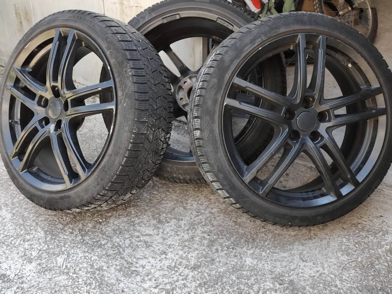 Гуми с джанти Continental 225/40R19