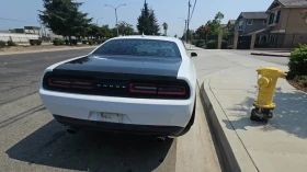 Dodge Challenger R/T, снимка 4