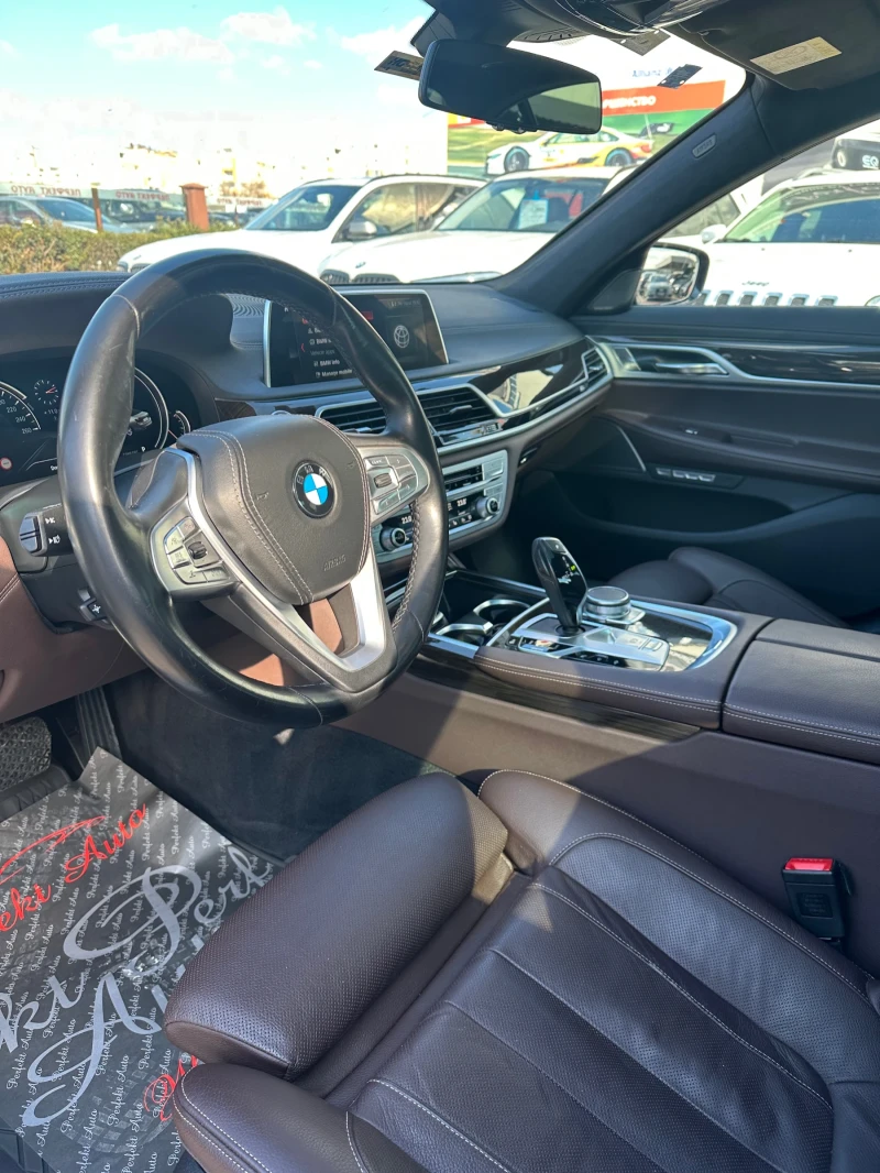 BMW 740 xDrive * FULL Екстри * HEAD UP * HARMAN/KARDON * T, снимка 9 - Автомобили и джипове - 44908250